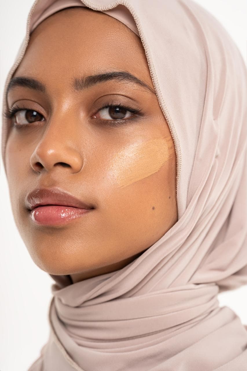 Skin prep, editorial beauty