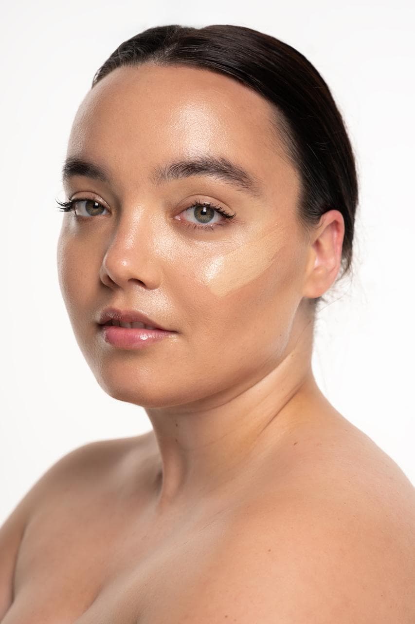 Natural glow, studio lighting