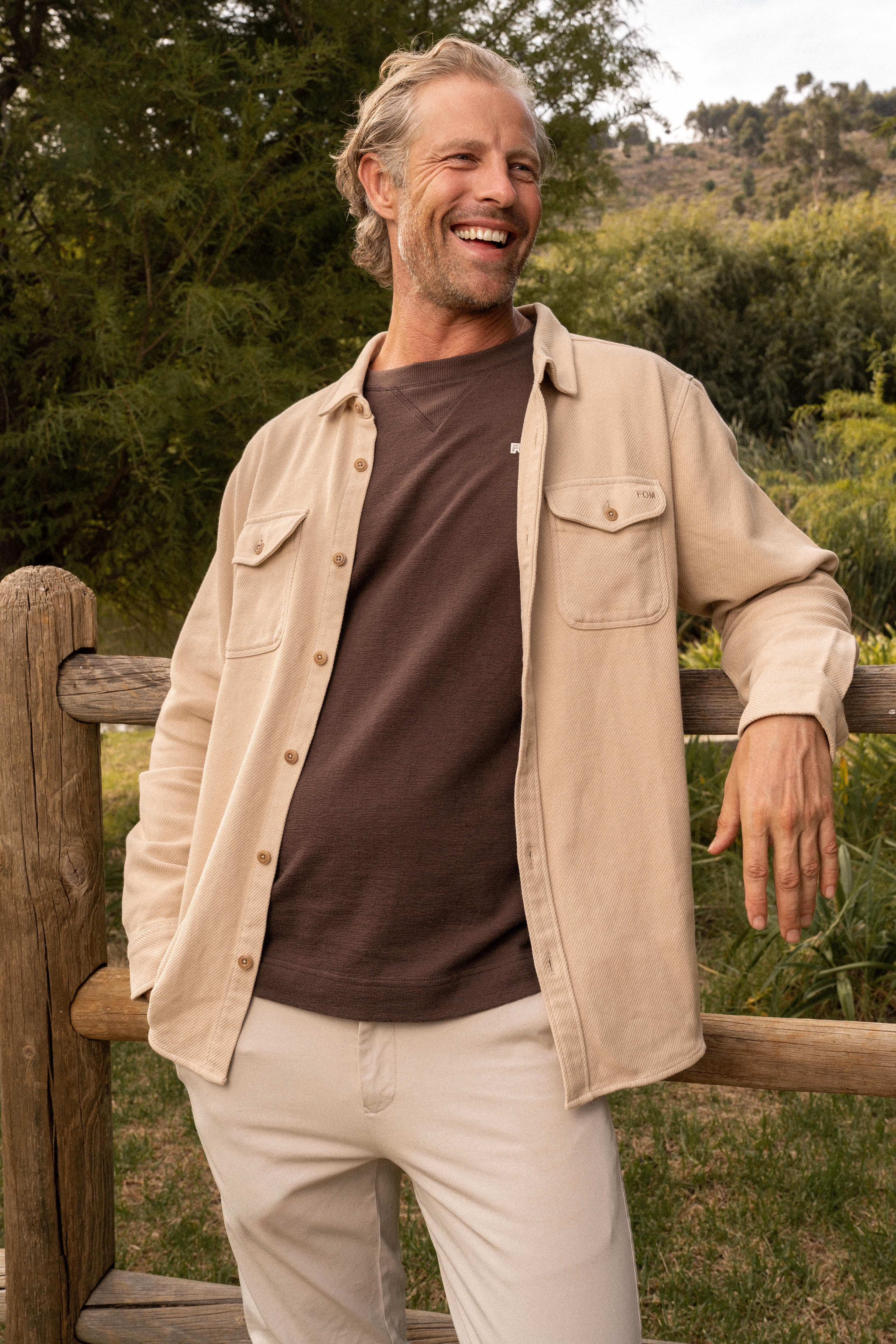 Outdoor portrait, natural light, linen jacket